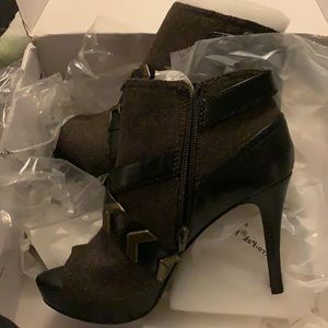 Nine West winter heels